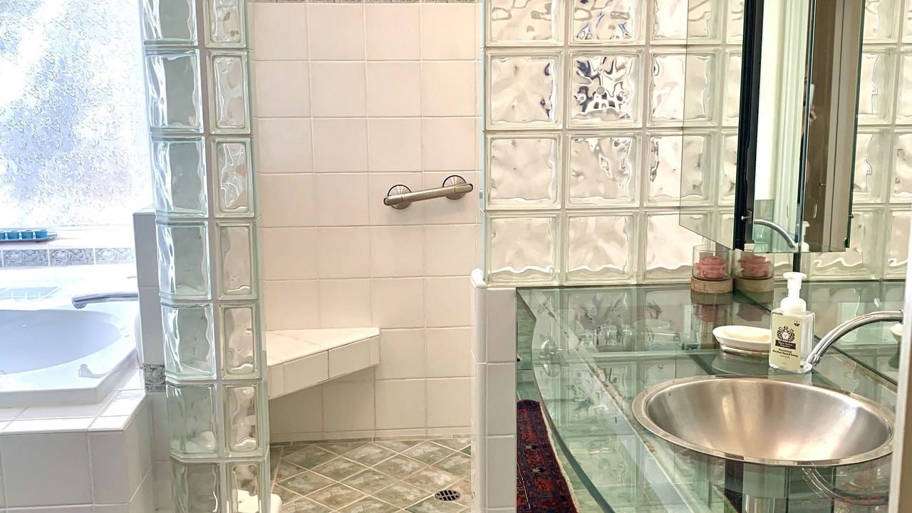Photo of Bathroom in Tiburon
