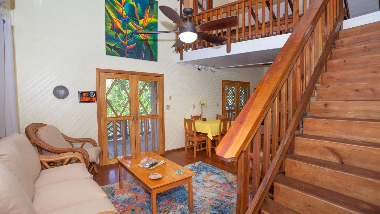Photo of Livingroom in Antoneys Cay
