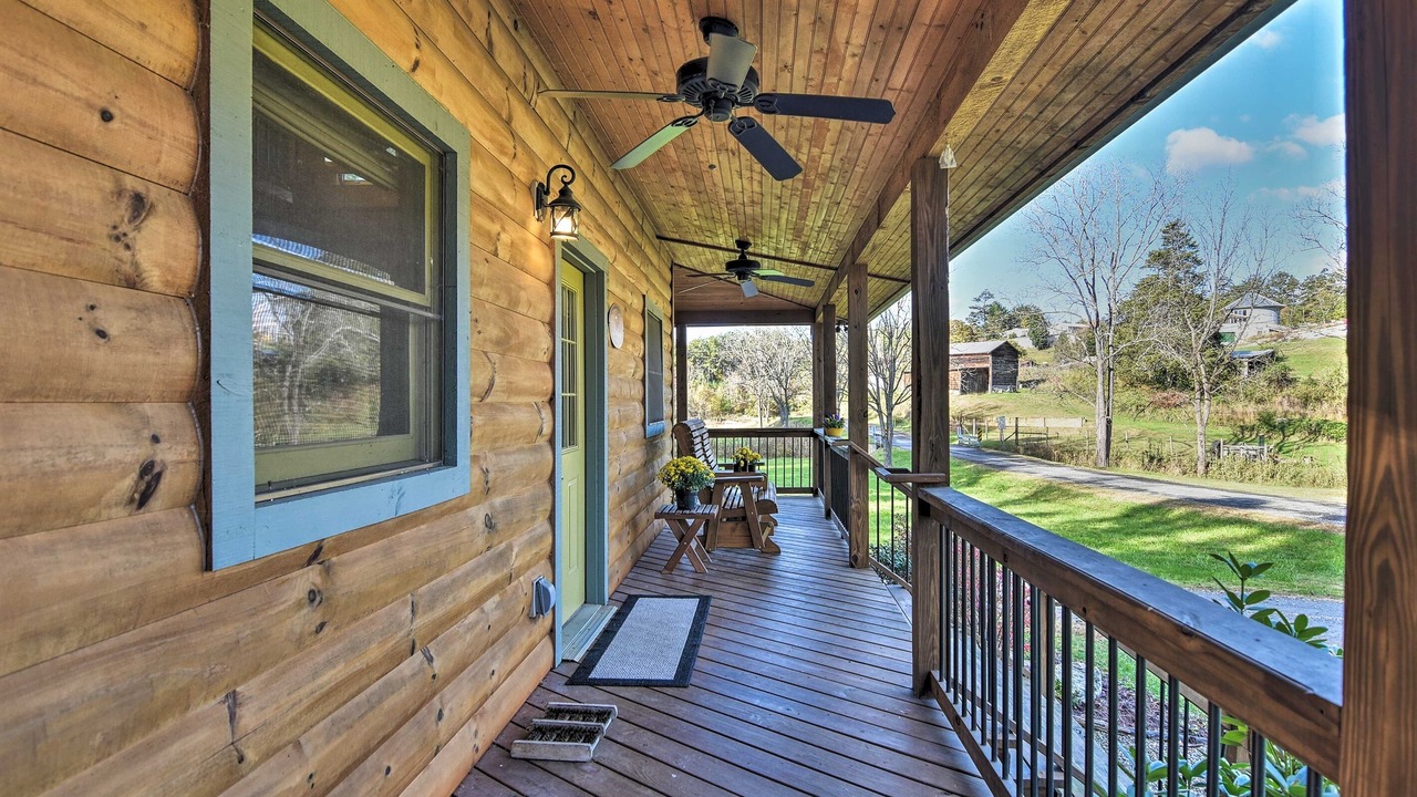 Photo of Outdoor in Weaverville
