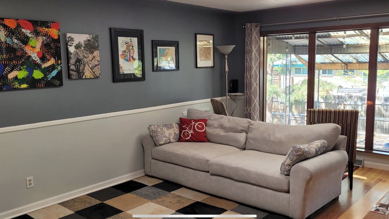 Photo of Livingroom in Alta Vista Area