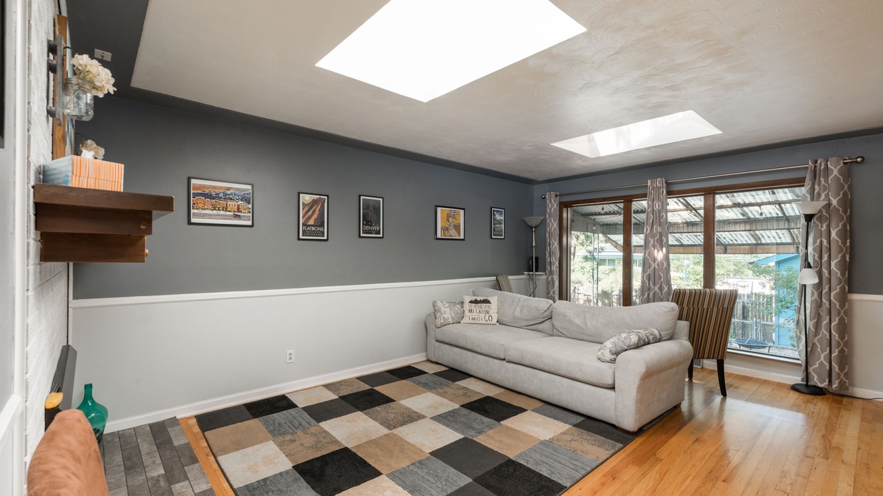 Photo of Livingroom in Alta Vista Area