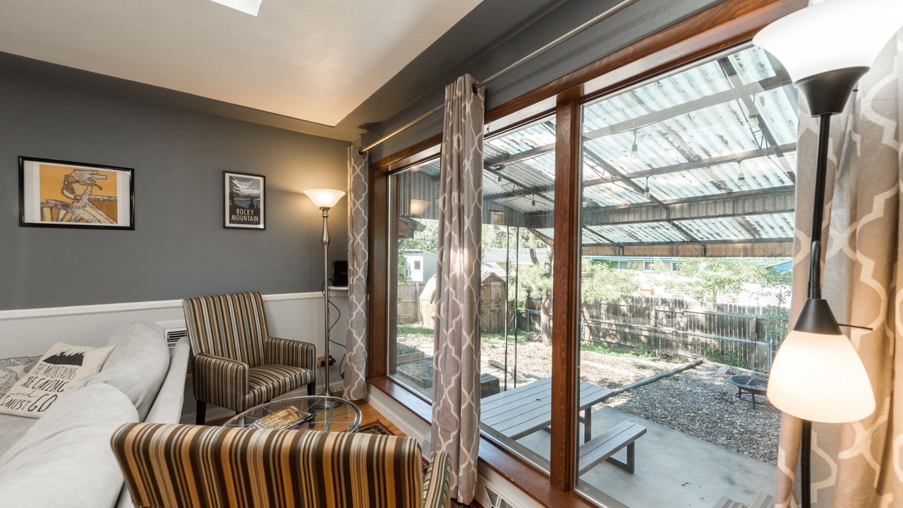 Photo of Livingroom in Alta Vista Area