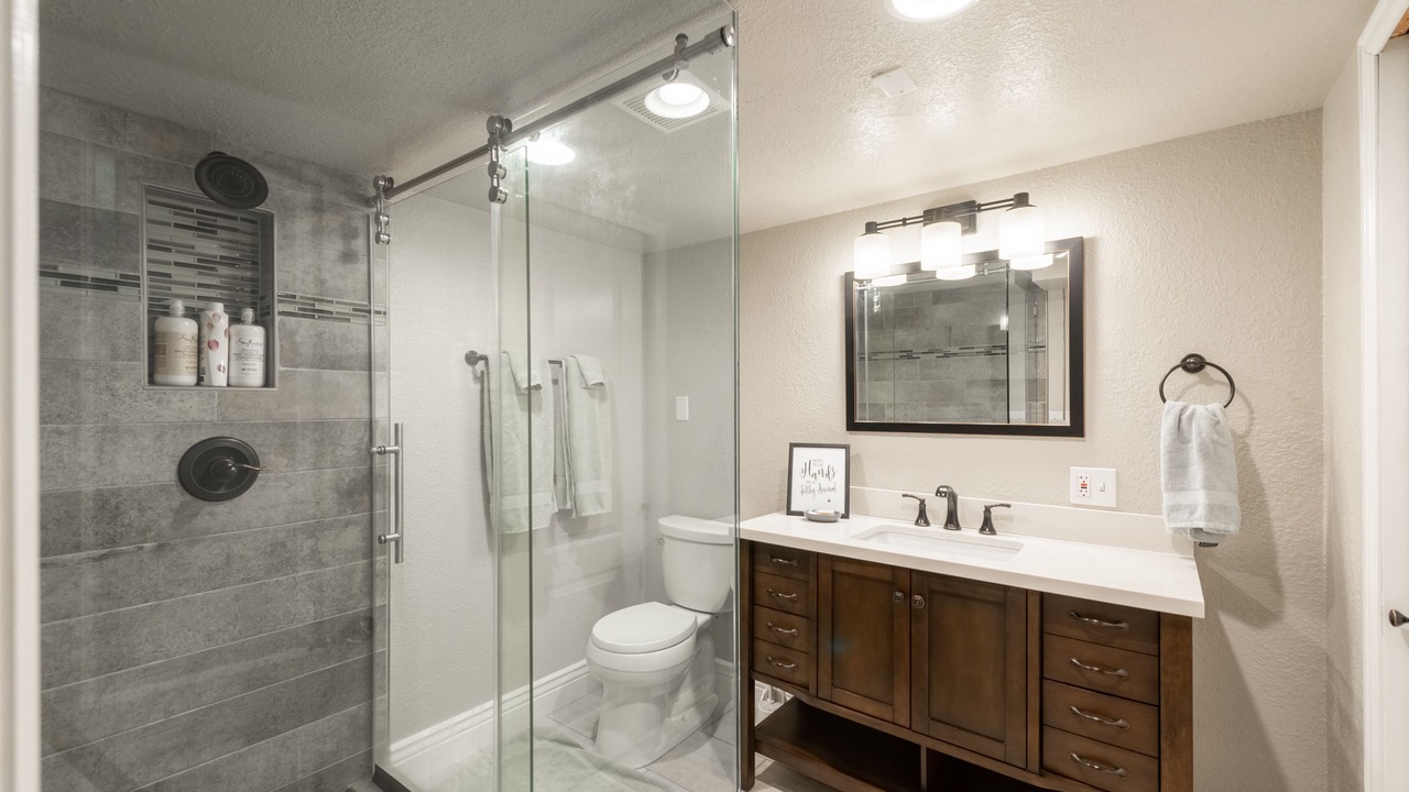 Photo of Bathroom in Alta Vista Area