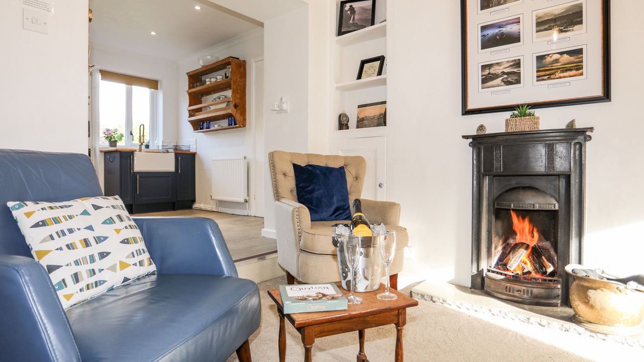 Photo of Livingroom in Penmon