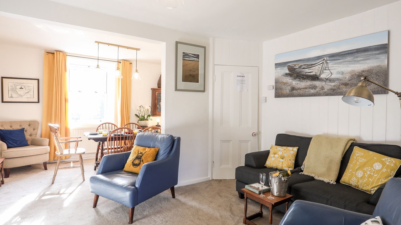 Photo of Livingroom in Penmon