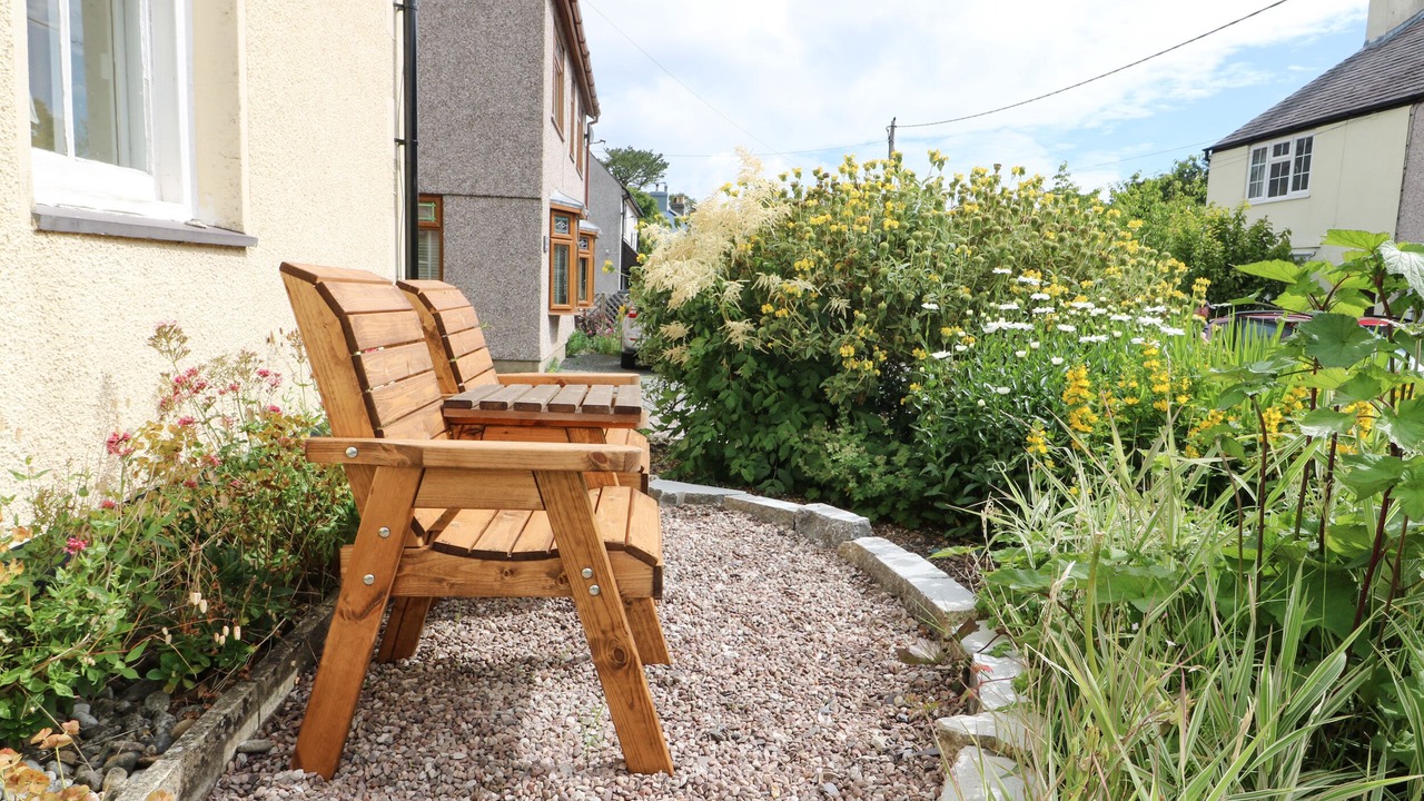 Photo of Patio Balcony in Penmon