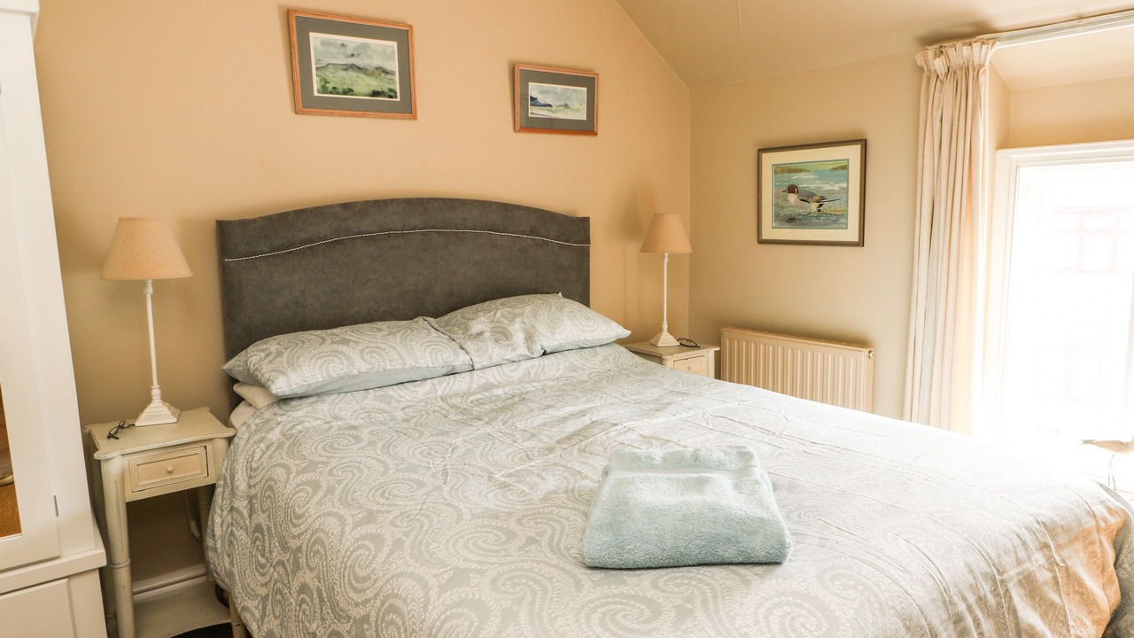 Photo of Bedroom in Penmon