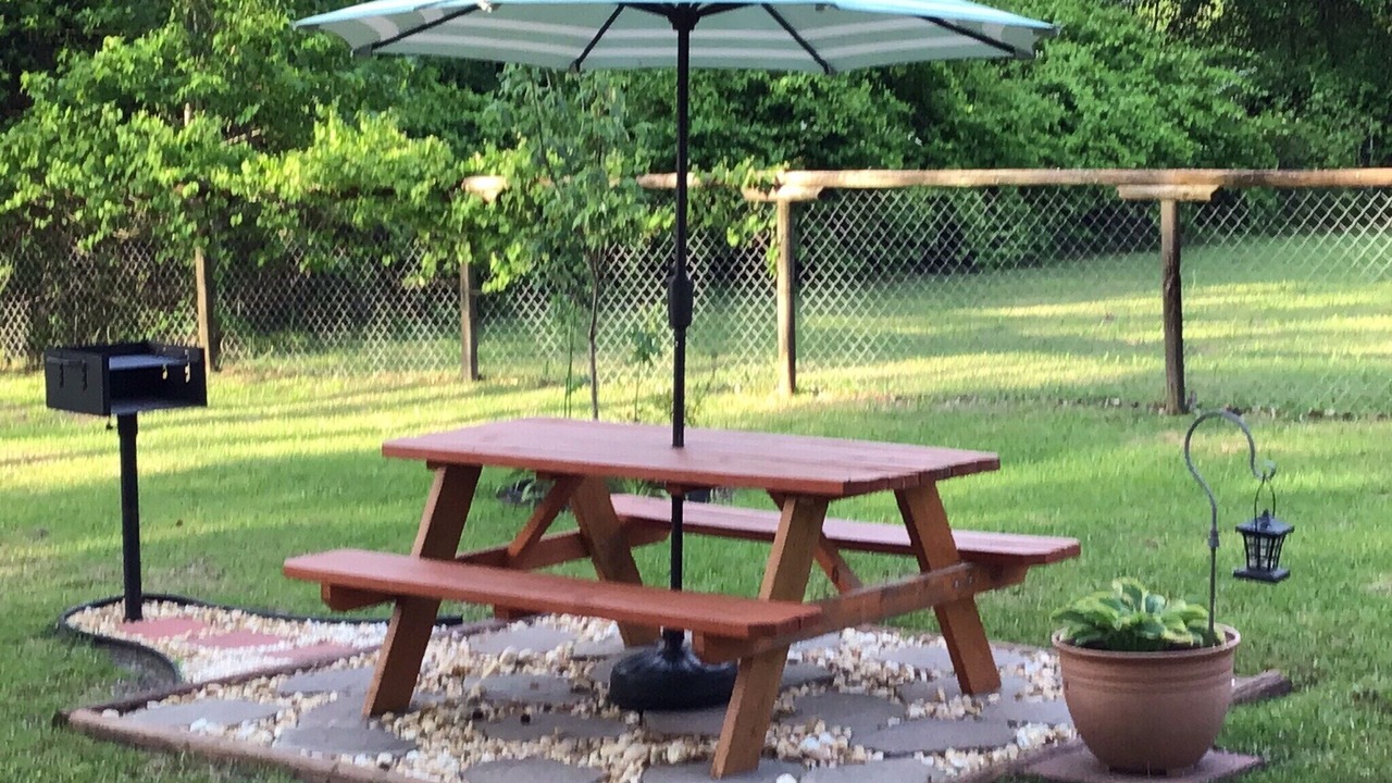 Photo of Outdoor in Red Hill