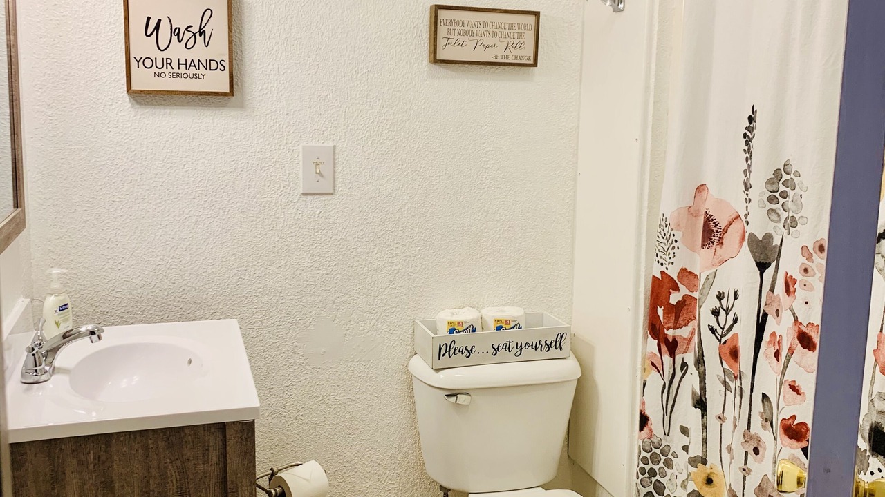 Photo of Bathroom in Red Hill