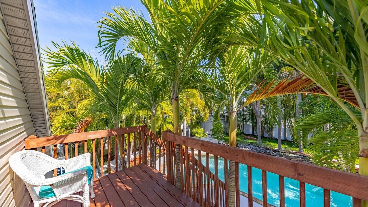 Photo of Patio Balcony in Whitney Beach