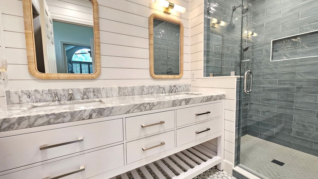 Photo of Bathroom in Oceanside