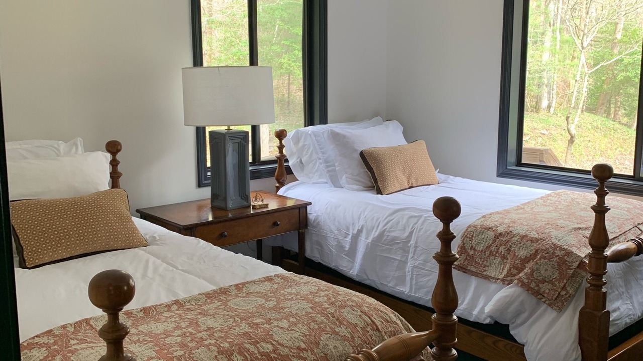 Photo of Bedroom in Cedar Mountain