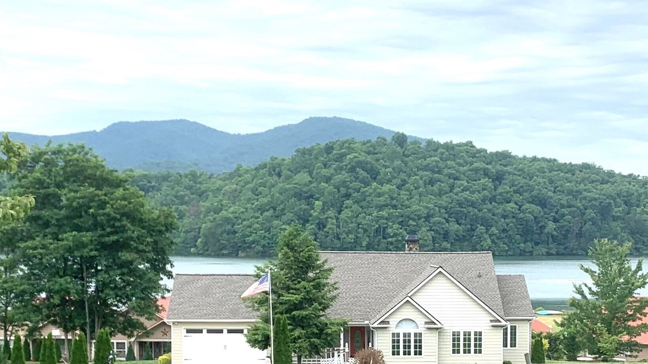 Photo of Outdoor in Hiawassee