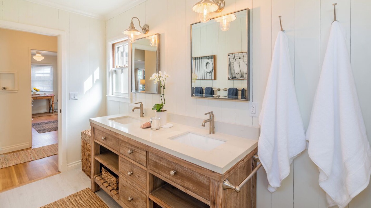 Photo of Bathroom in West Beach