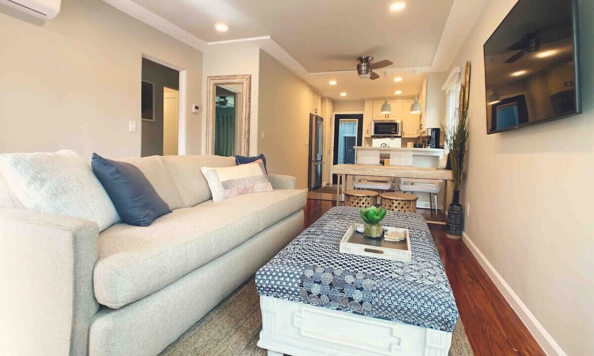 Photo of Livingroom in South Mission Beach