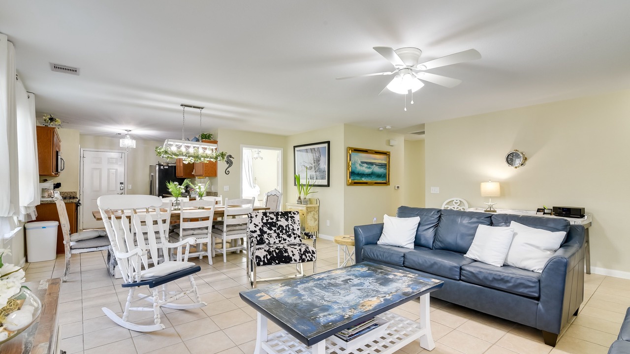 Photo of Livingroom in El Lago