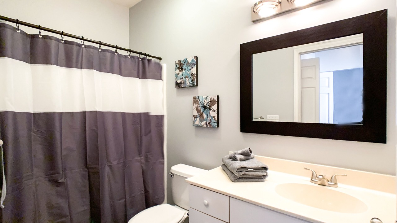 Photo of Bathroom in Red Hill