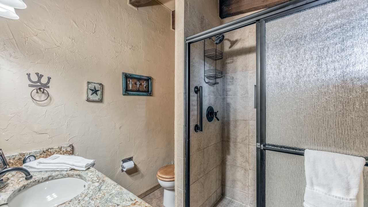 Photo of Bathroom in Alto