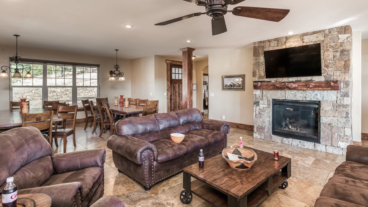 Photo of Livingroom in Ruidoso