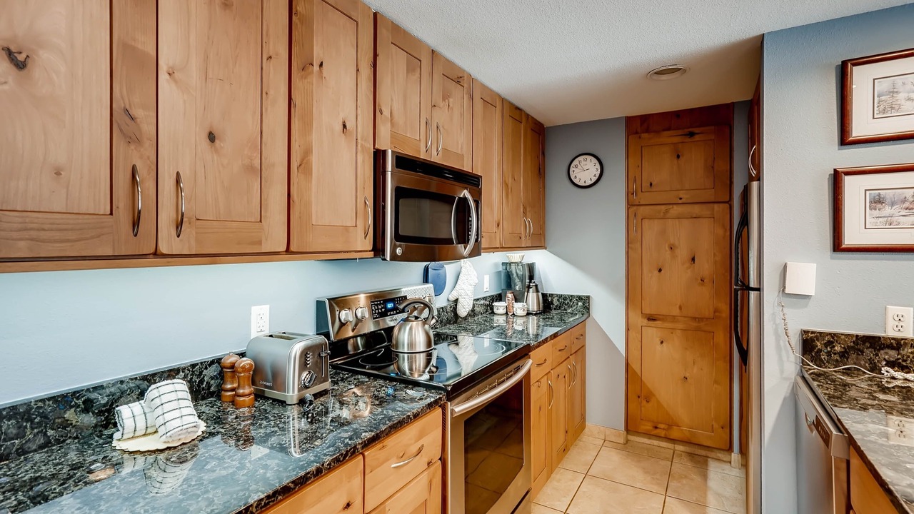 Photo of Bedroom in Lakeside Village