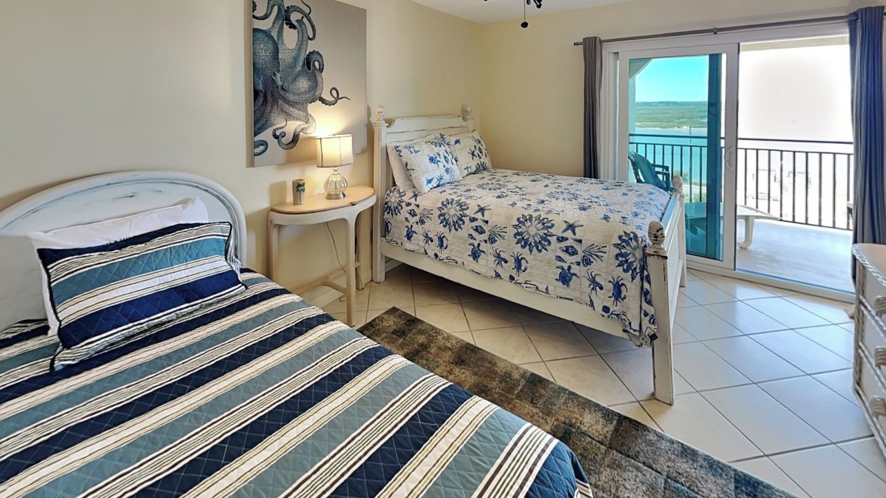 Photo of Patio Balcony in Crescent Beach