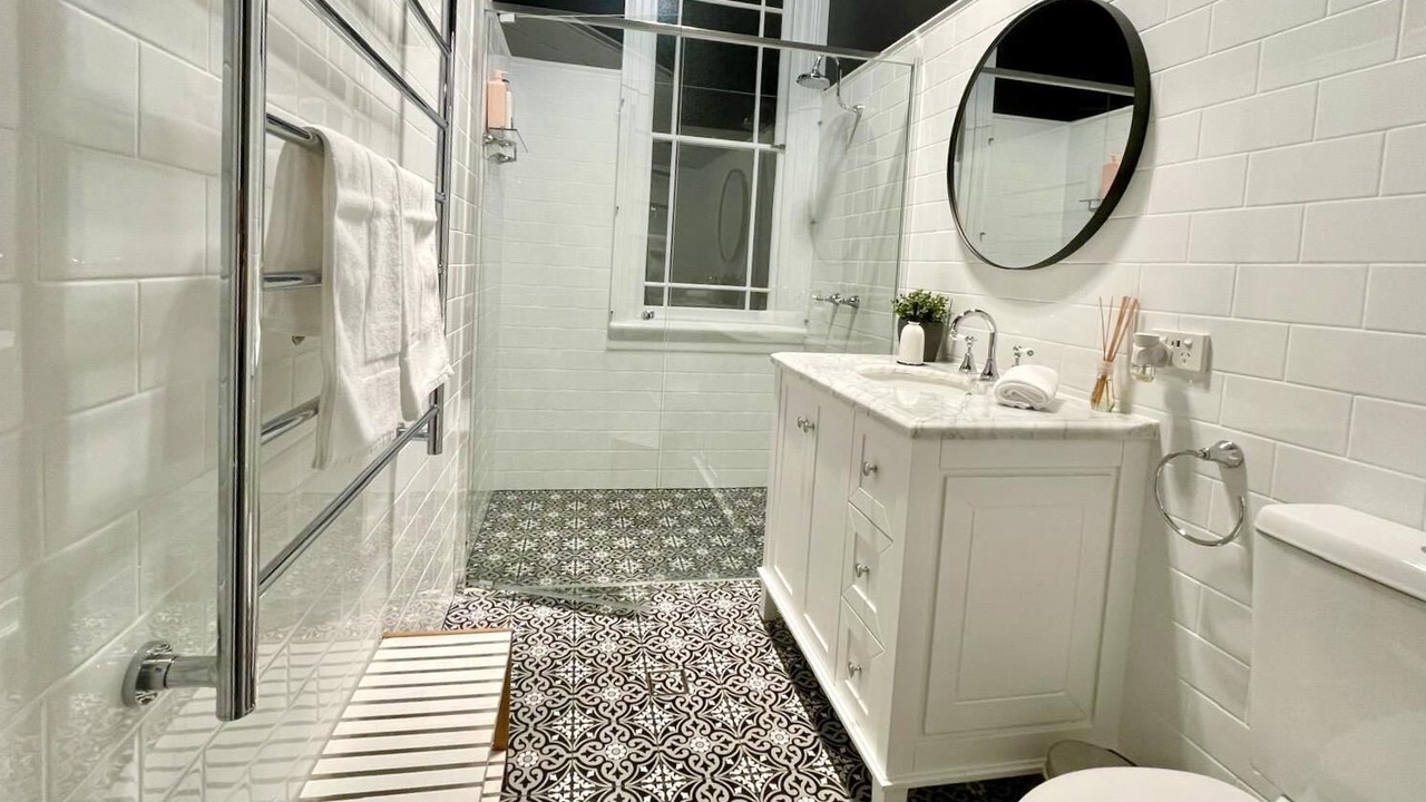 Photo of Bathroom in Linden