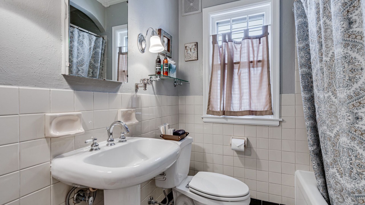 Photo of Bathroom in Fulton