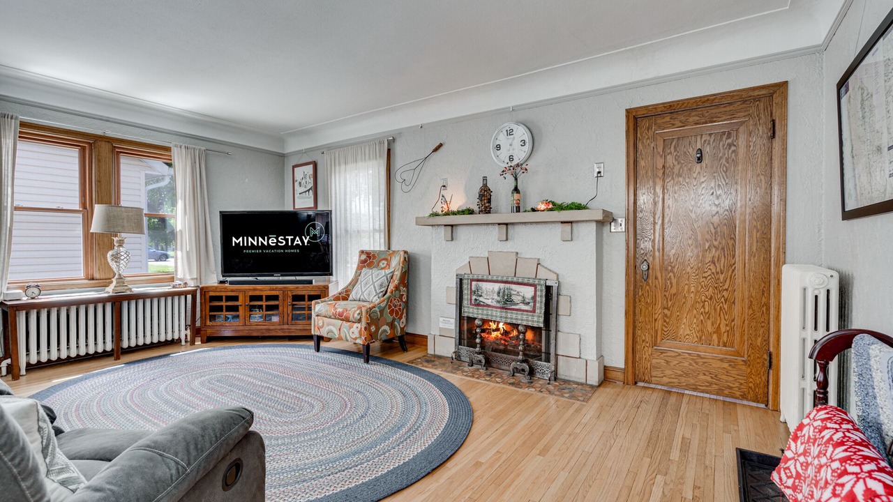 Photo of Livingroom in Fulton