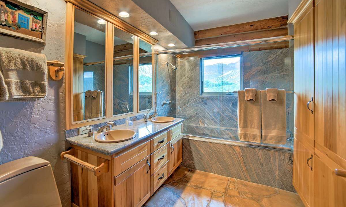 Photo of Bathroom in Spanish Valley