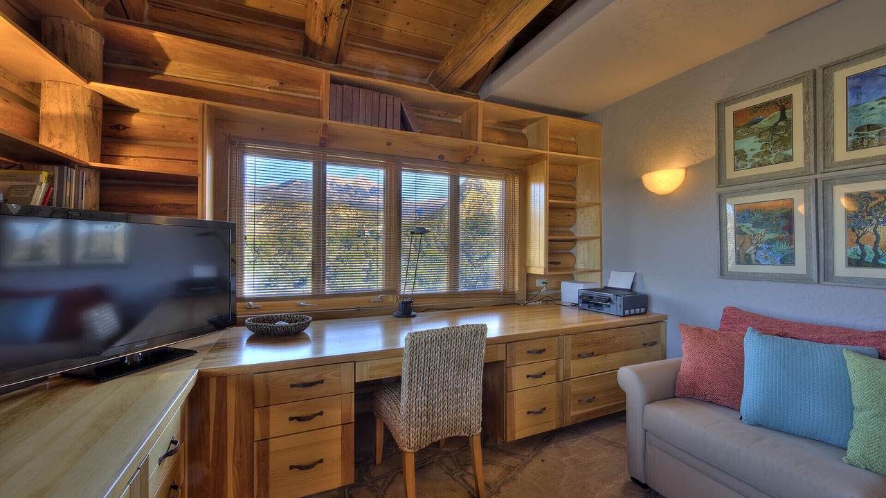 Photo of Livingroom in Spanish Valley