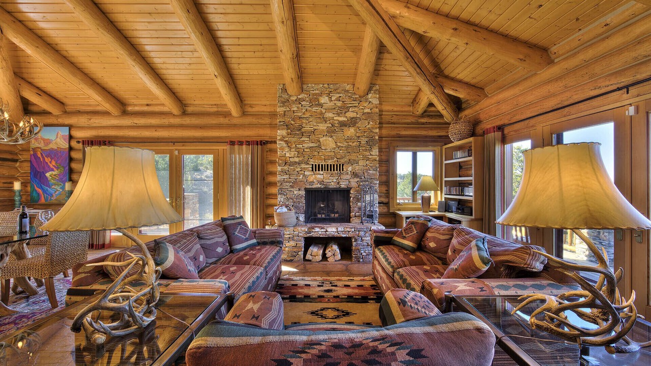 Photo of Livingroom in Spanish Valley