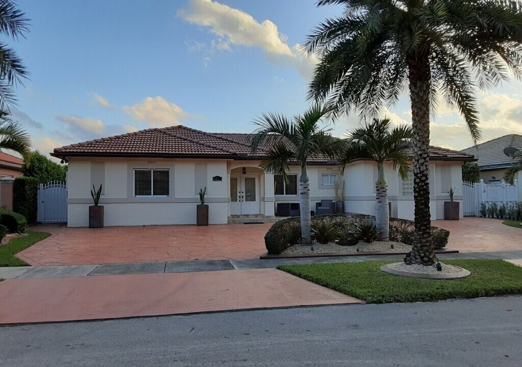 Photo of Outdoor in Miami Lakes