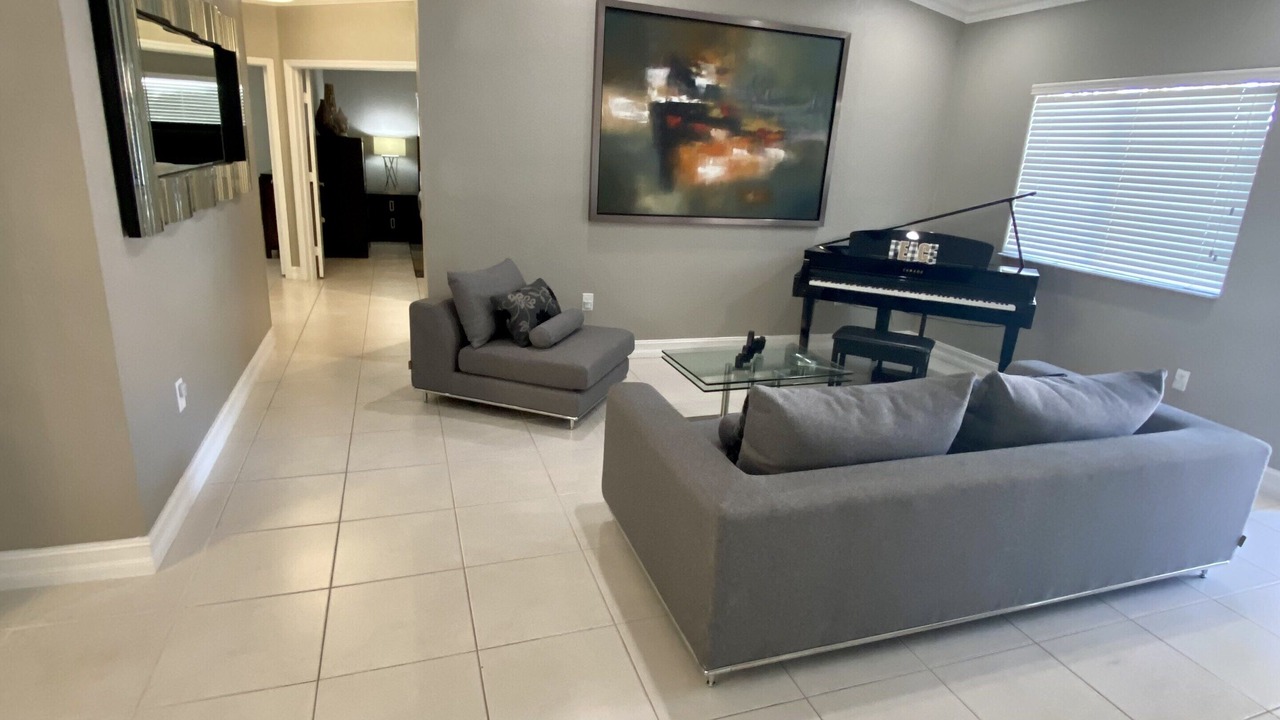 Photo of Livingroom in Miami Lakes