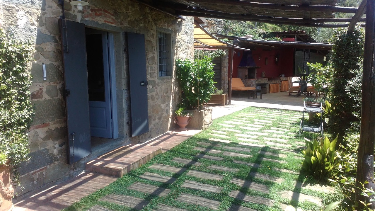 Photo of Patio Balcony in Benabbio