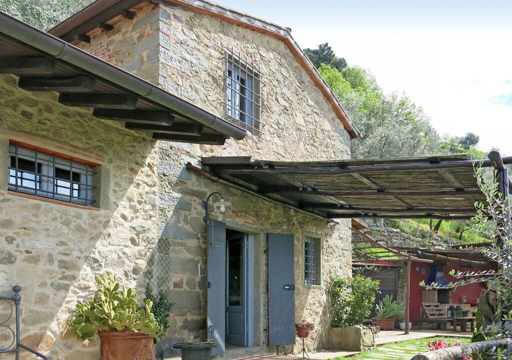Photo of Outdoor in Benabbio