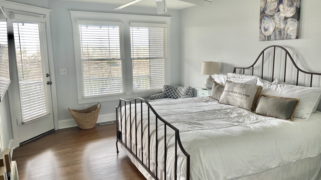 Photo of Bedroom in Flora's Bluff