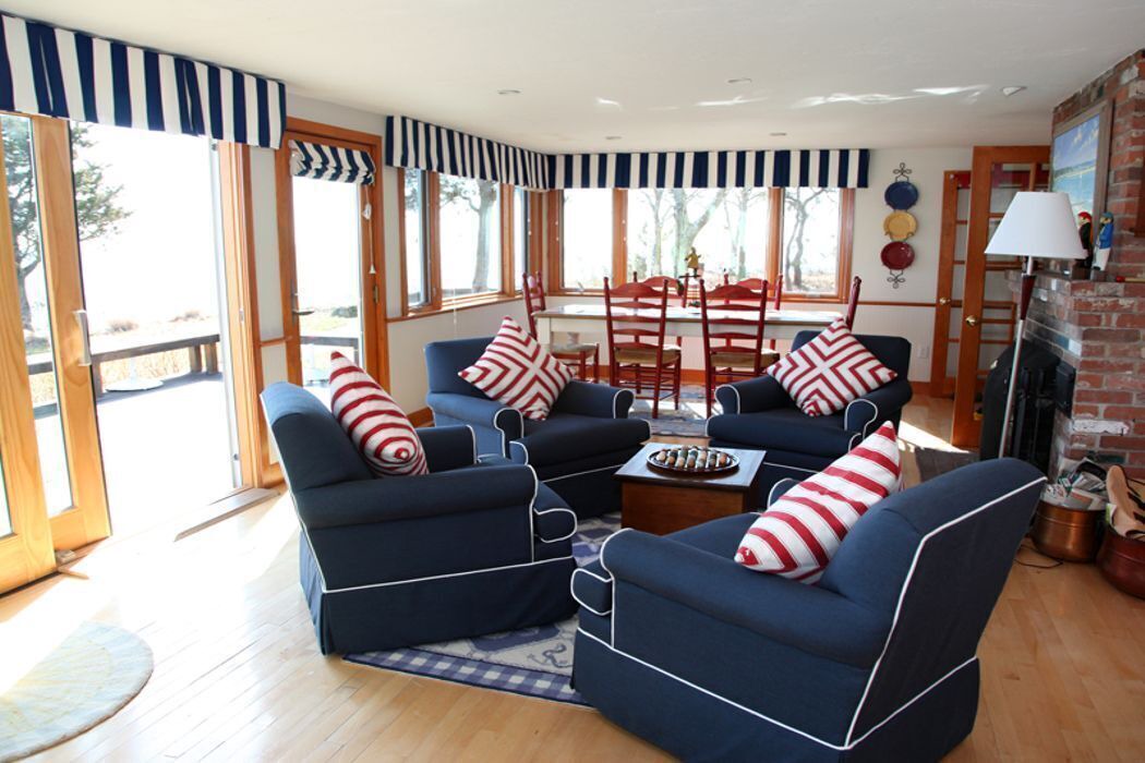 Photo of Livingroom in Cotuit