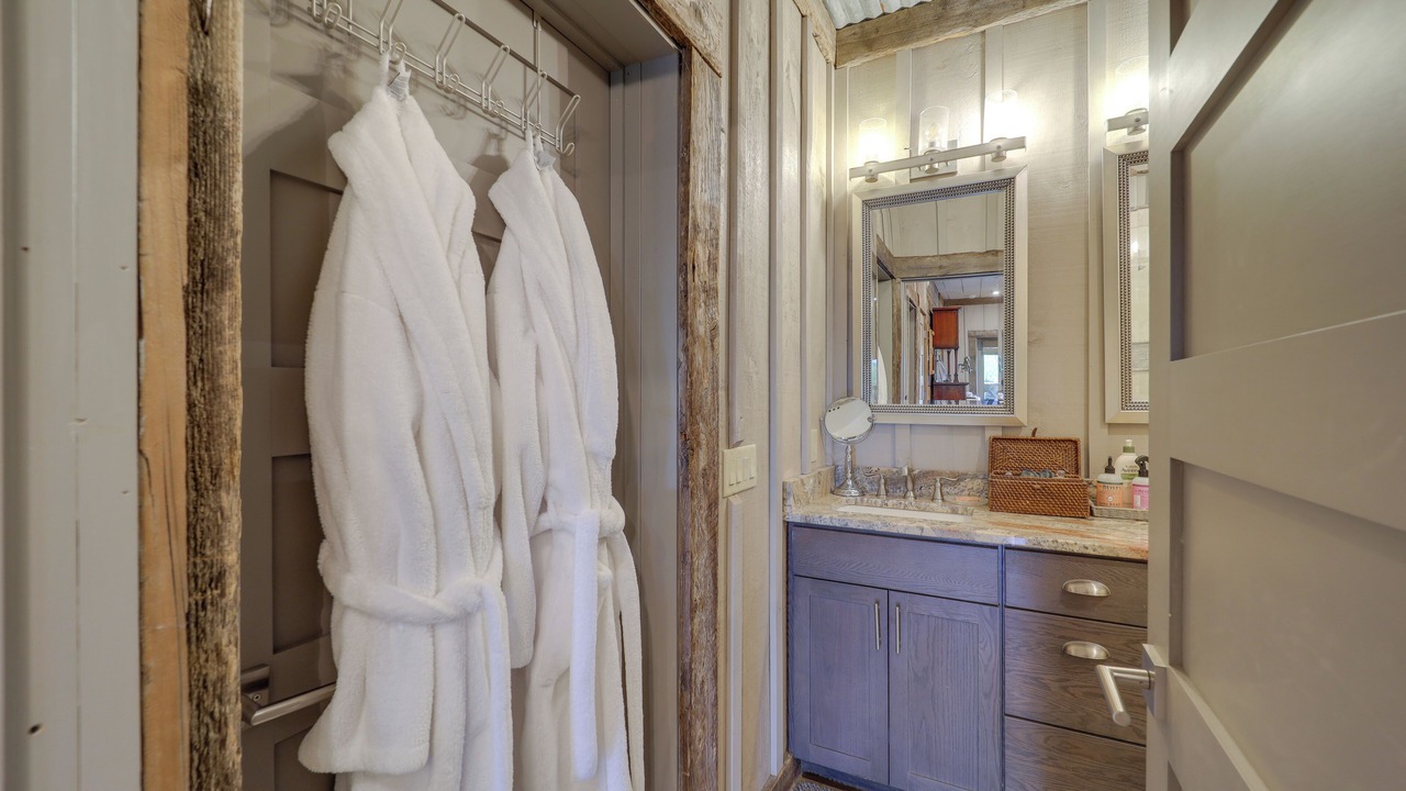 Photo of Bathroom in Beech Mountain