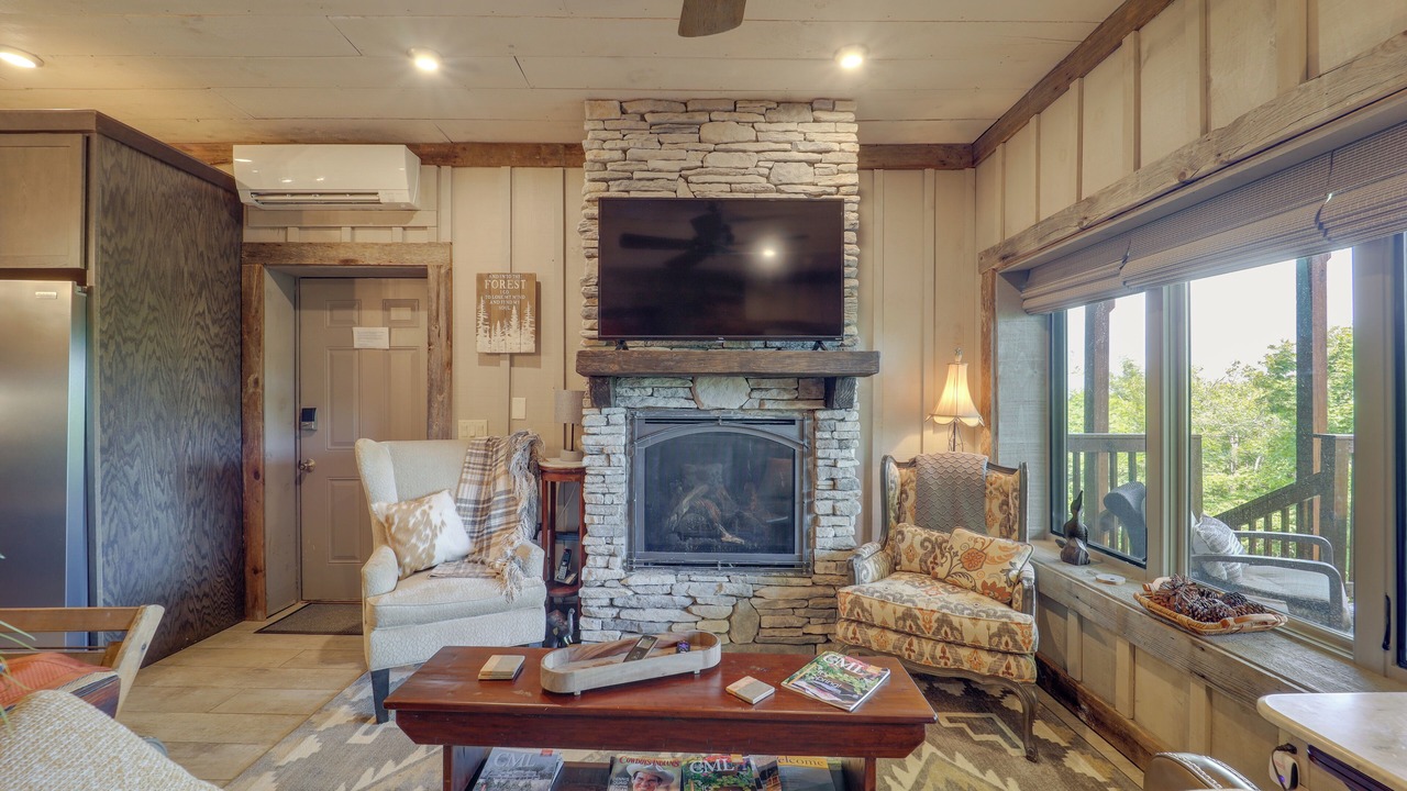 Photo of Livingroom in Beech Mountain