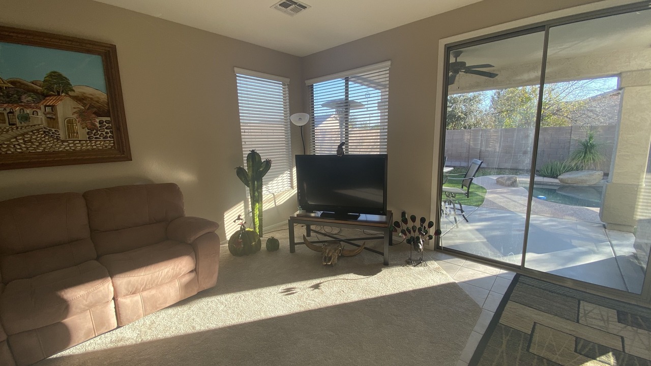 Photo of Livingroom in San Tan Valley