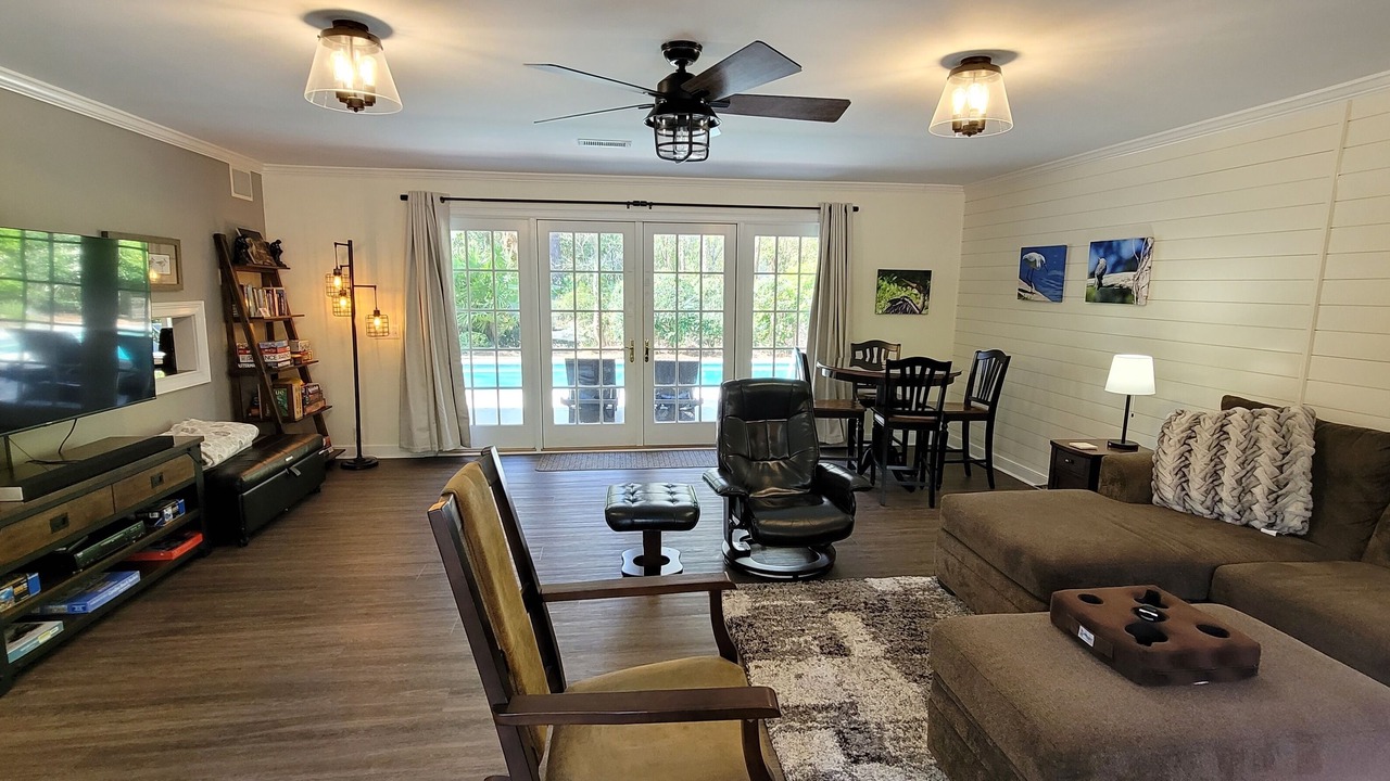 Photo of Livingroom in Heritage Woods