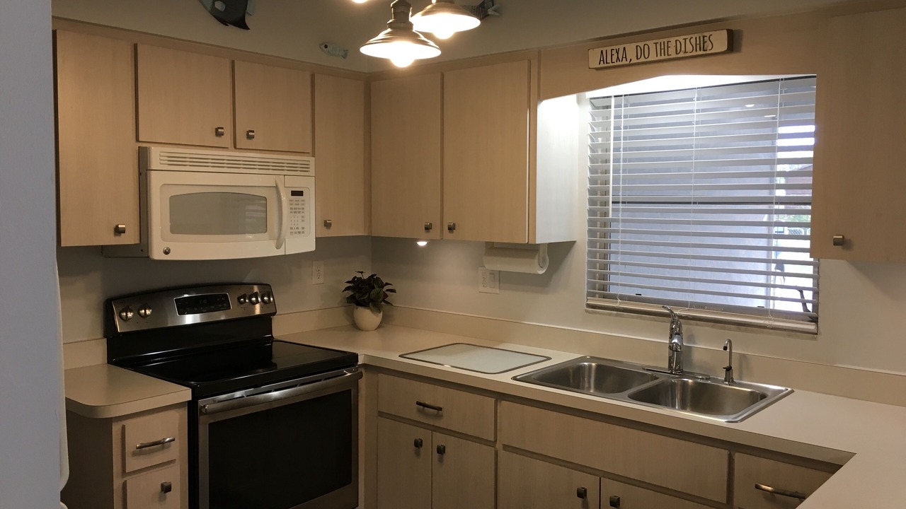 Photo of Kitchen in Venice Gardens