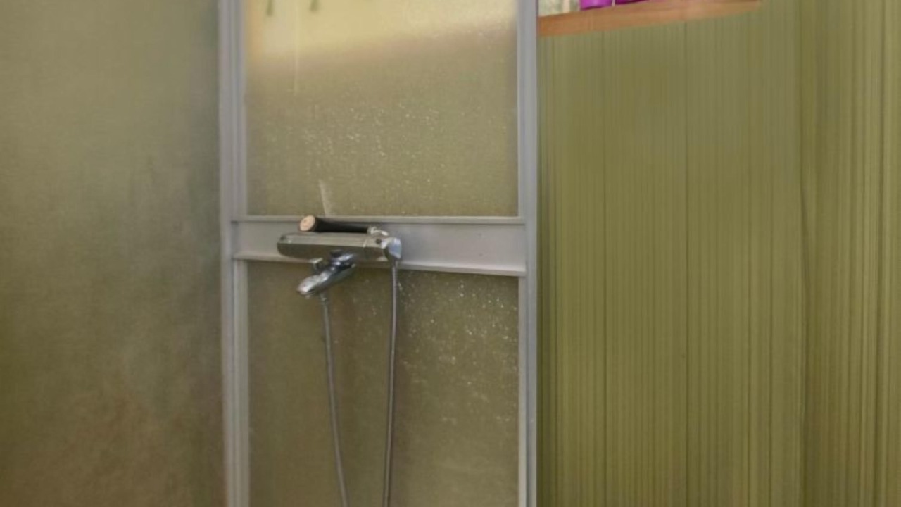 Photo of Bathroom in Replot
