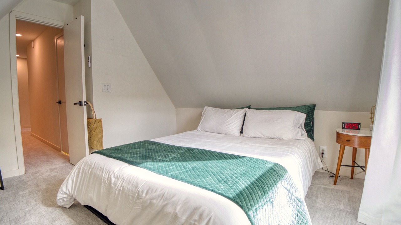Photo of Bedroom in Kingston