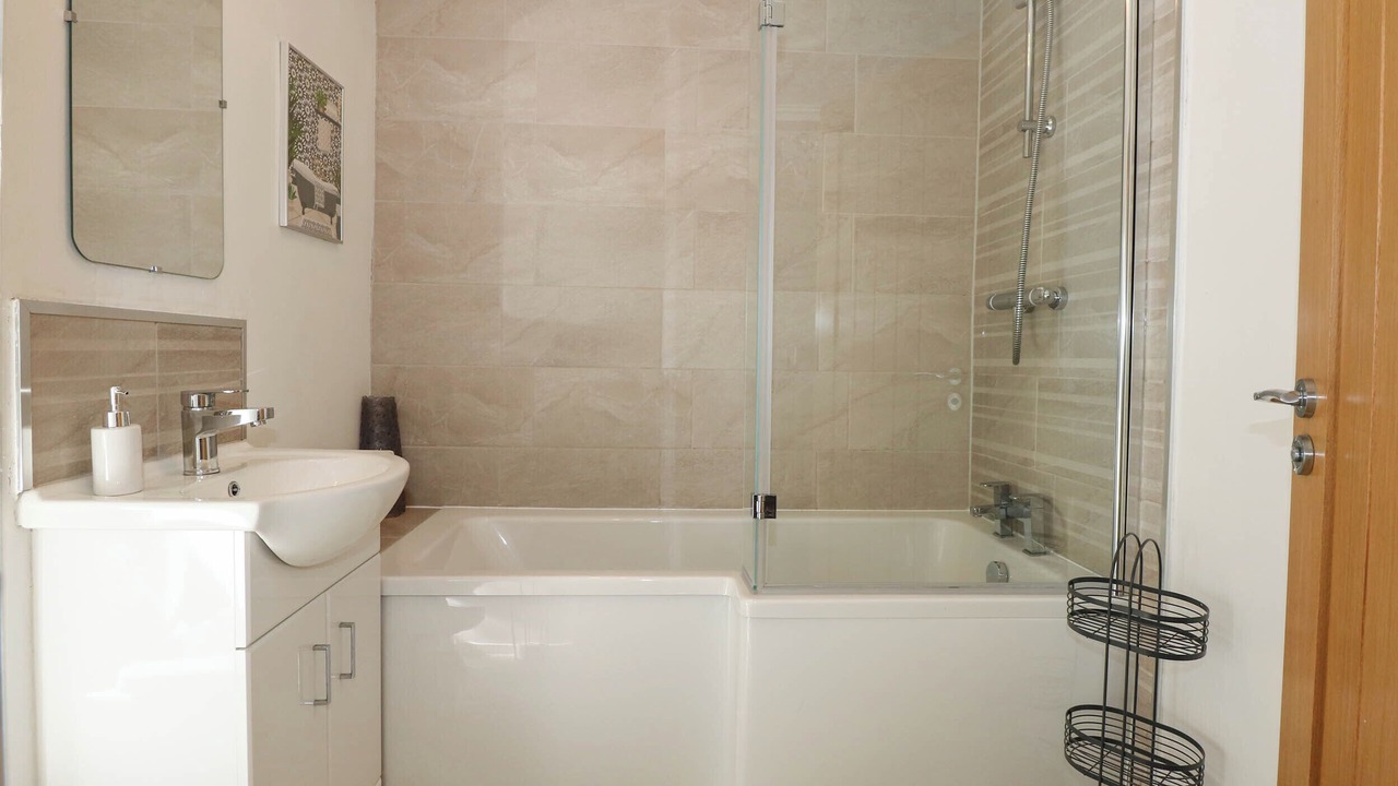 Photo of Bathroom in Rhiwbryfdir