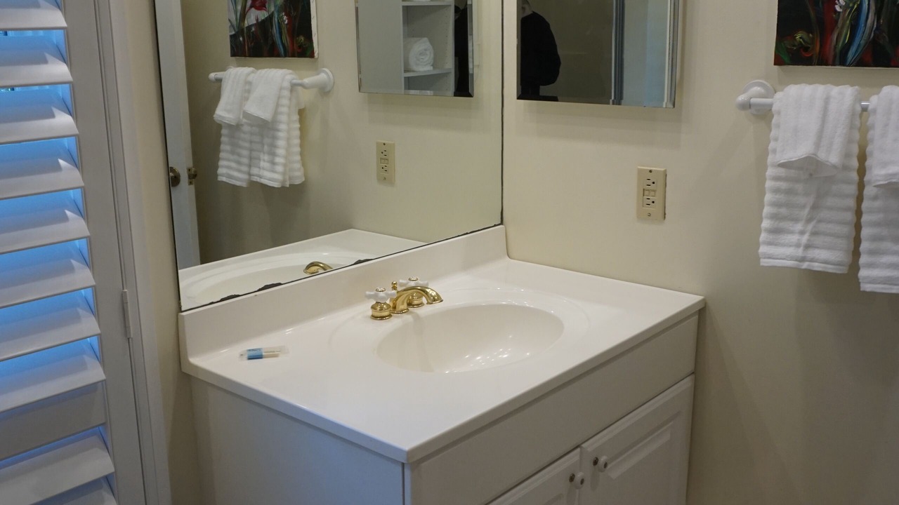 Photo of Bathroom in West Beach