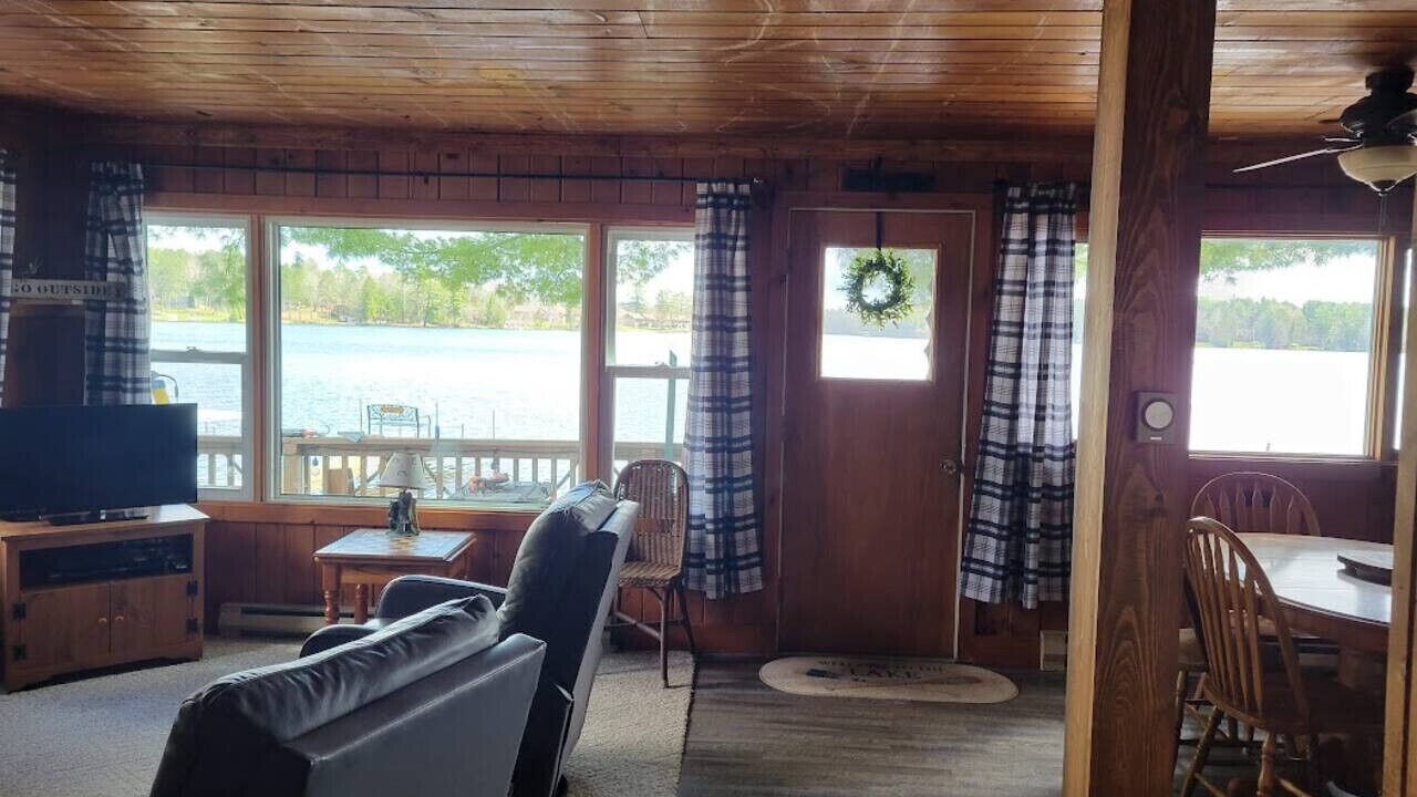 Photo of Livingroom in Eagle River