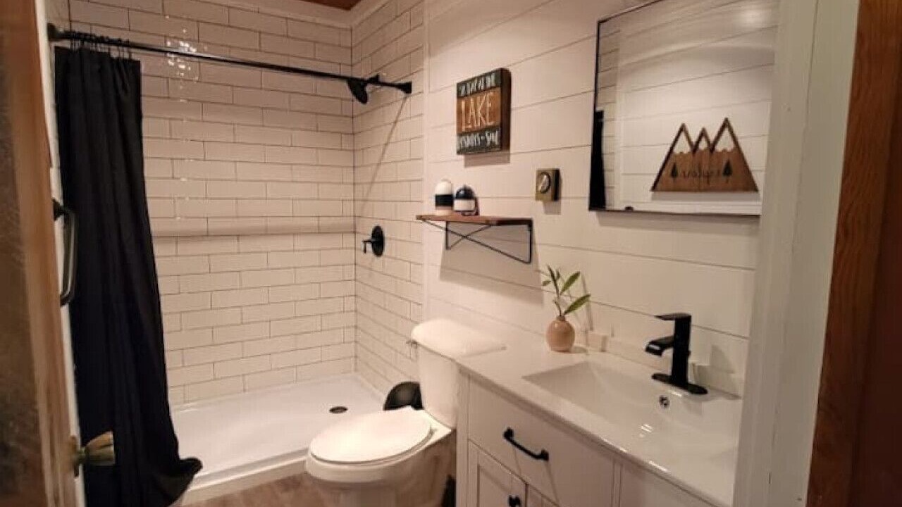 Photo of Bathroom in Eagle River