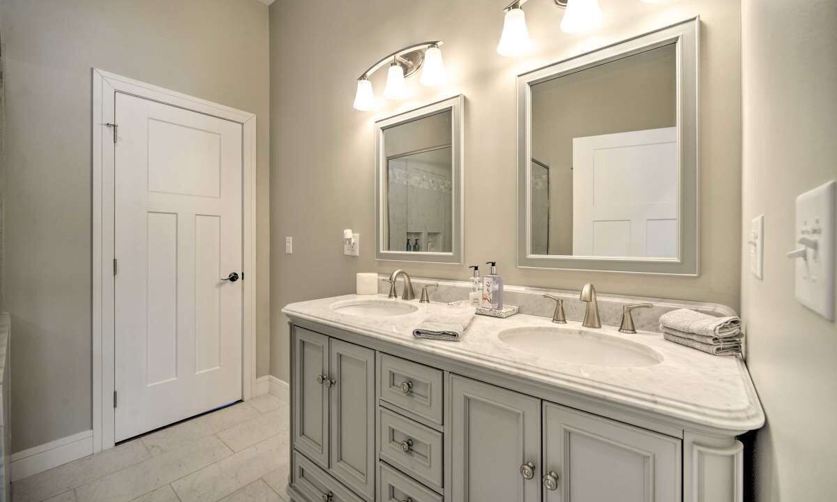 Photo of Bathroom in Owls Head