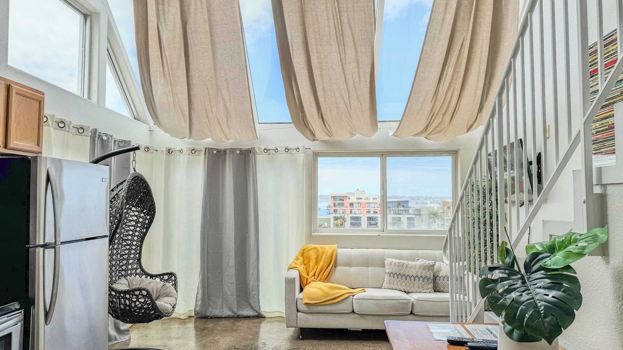 Photo of Livingroom in Bankers Hill